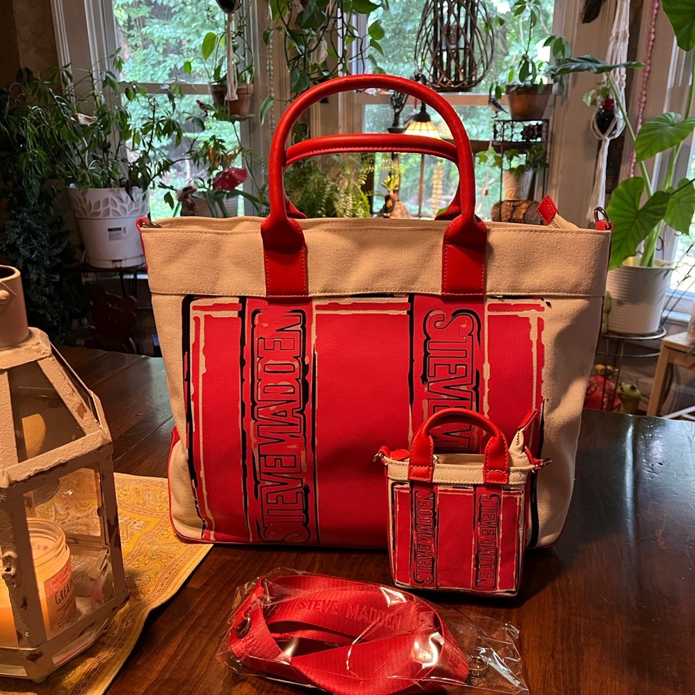 NWOT Steve Madden Red and Cream Canvas Tote with Mini Pouch and Strap